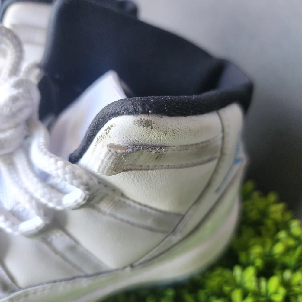 Jordan 11 Retro Legend Blue - Picture 12 of 15